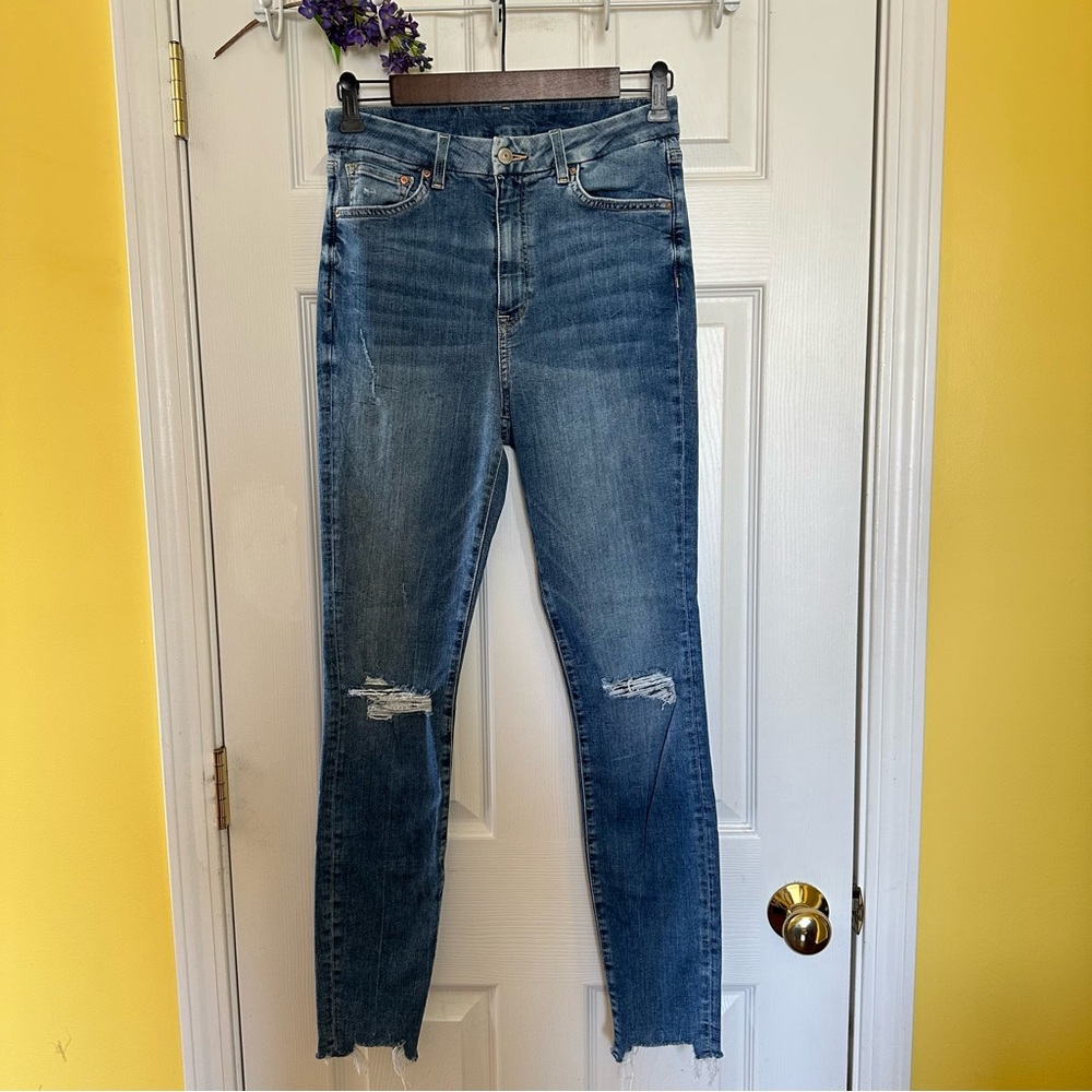 H&M women’s Distressed Blue Denim Jeans